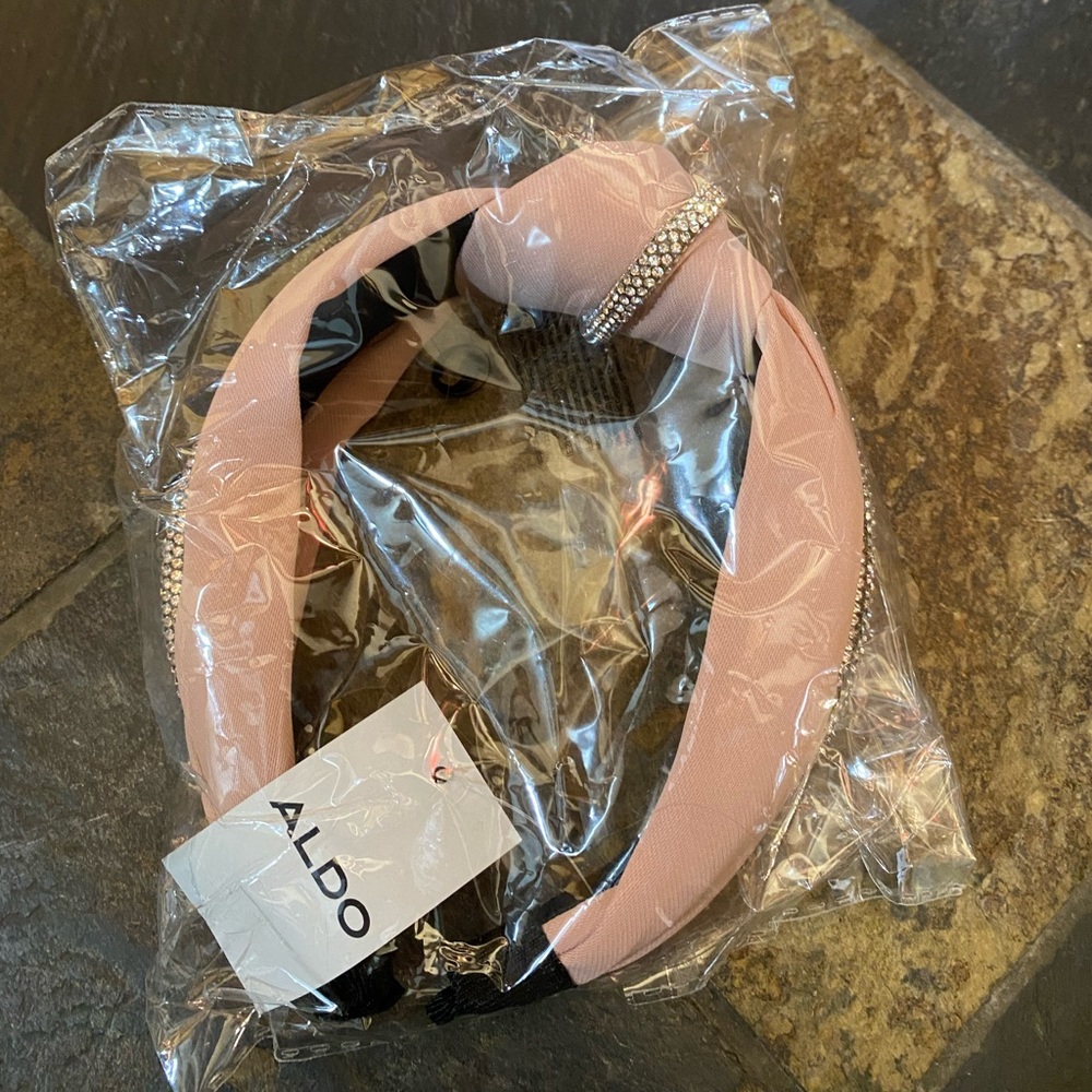 New with tags Aldo headband